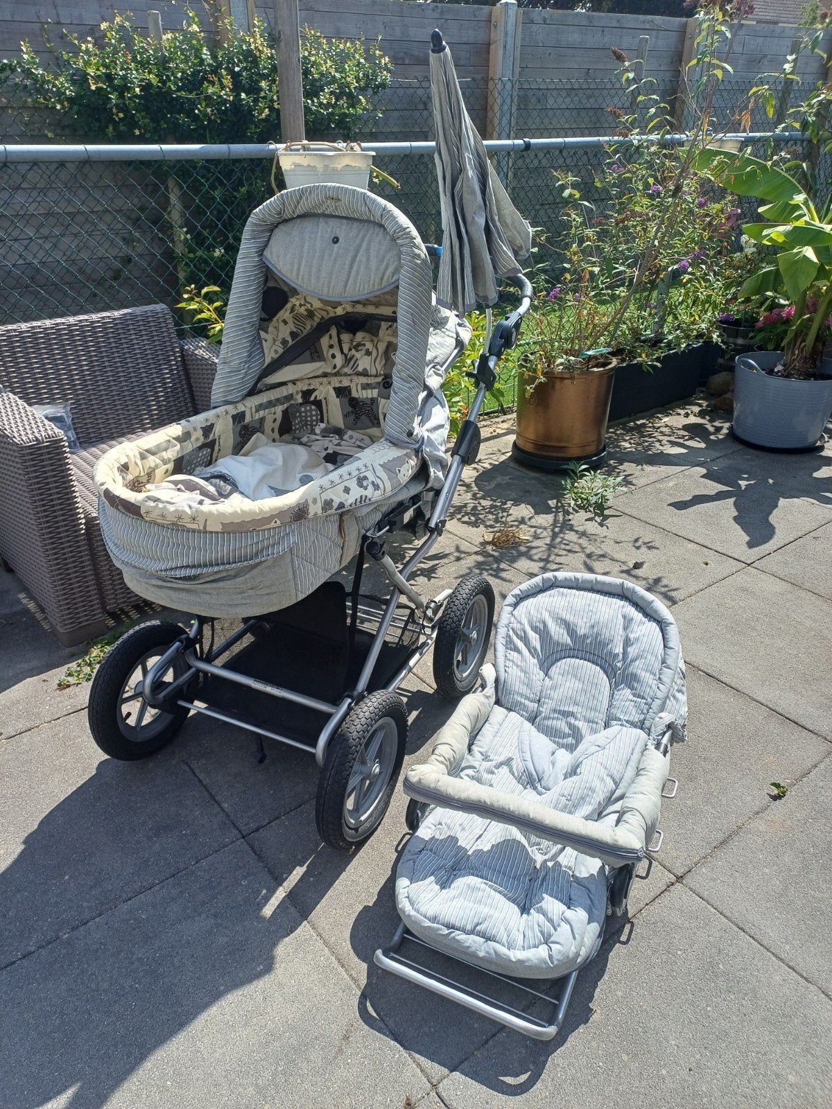 Teutonia design kinderwagen, Gebruikt, Verstelbare duwstang, Combiwagen, Ophalen