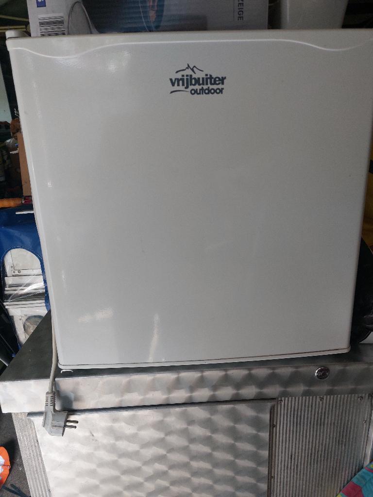 camping koelkastje, Caravans en Kamperen, Koelboxen, Ophalen, Zo goed als nieuw, Koelbox, Elektrisch