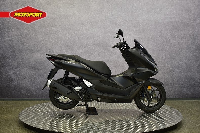 Honda PCX 125 (bj 2025), Info@motoportwormerveer.nl, Scooter, Honda Motor Europe, Bedrijf