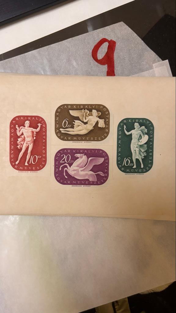 Set van 4 Hongaarse postzegels - Klassieke kunst, Ophalen of Verzenden, Postfris