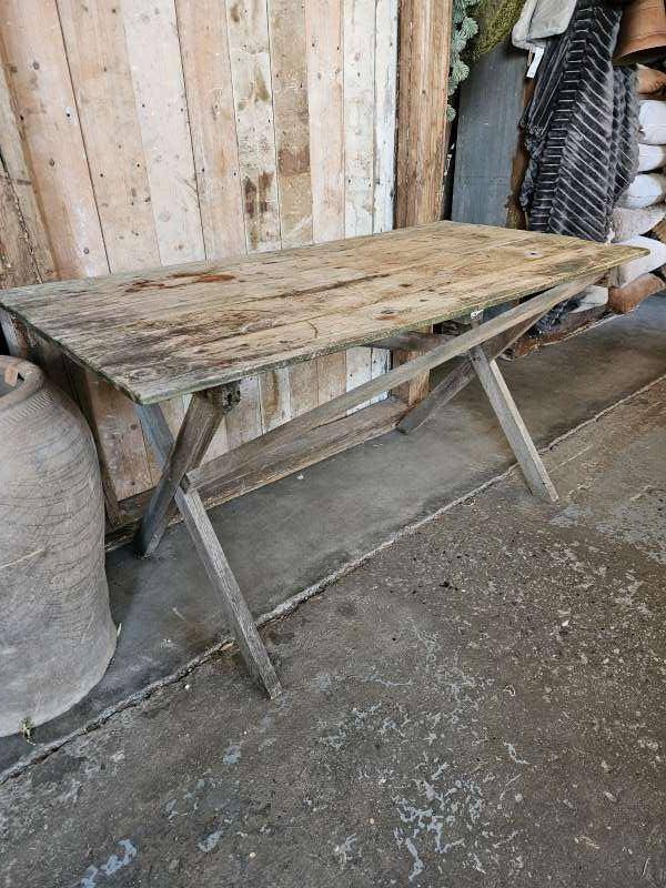 stoere tafel,eettafel ``WOONWINKEL RUSTIEK``, Huis en Inrichting, Ophalen, Gebruikt, 4 tot 6 stoelen