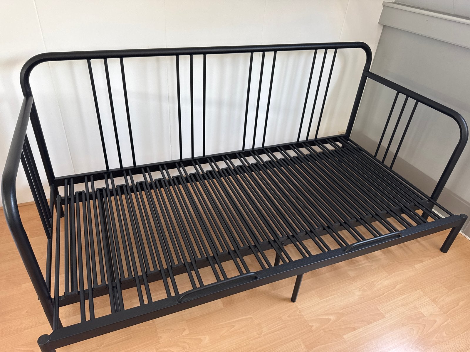Ikea Fyresdal bedbank met 2 matrassen, Ophalen, Zwart, Tweepersoons, Zo goed als nieuw