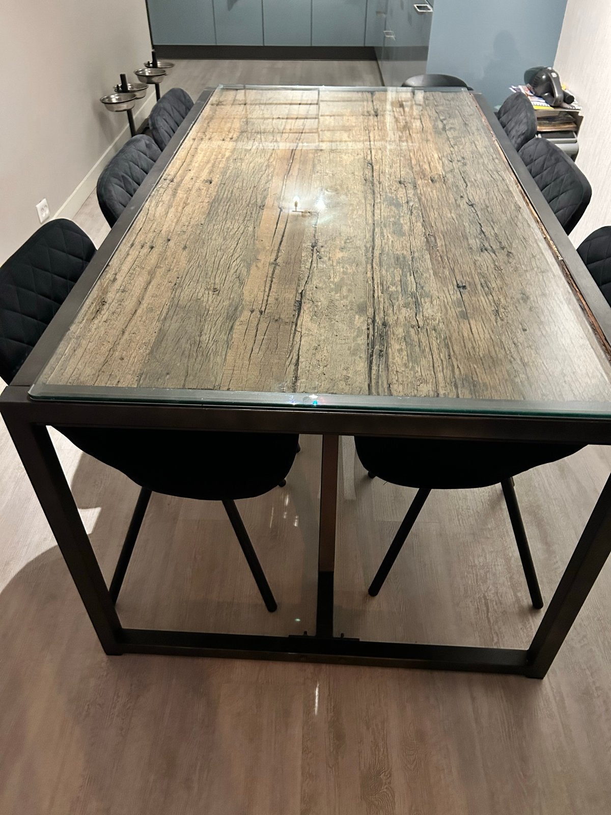 Robuuste eettafel met glasplaat en metalen onderstel, Ophalen, Gebruikt, 50 tot 100 cm, Glas