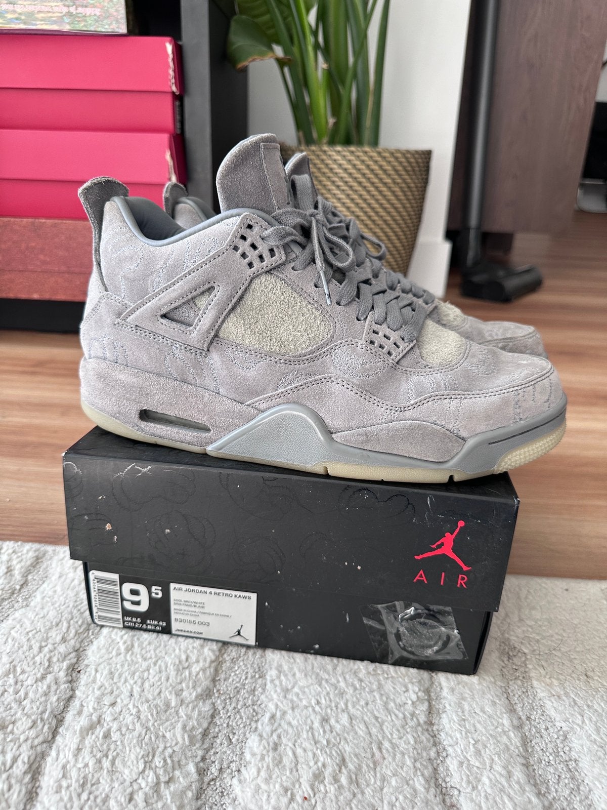 Air Jordan 4 Kaws Grey US9.5 EU43, Kleding | Heren, Ophalen of Verzenden, Zo goed als nieuw, Overige kleuren