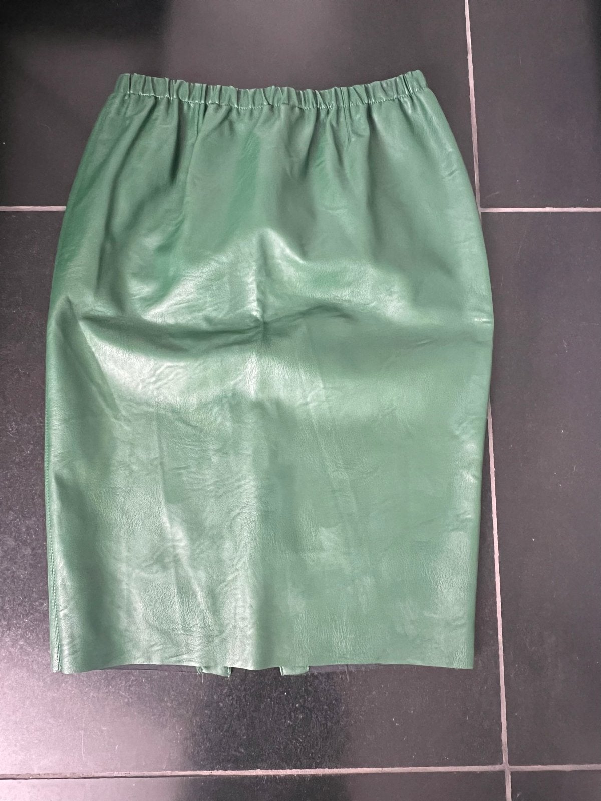 Groene imitatie leren rok van School Rag - Maat M, Kleding | Dames, Maat 38/40 (M), Verzenden, Nieuw, Onder de knie