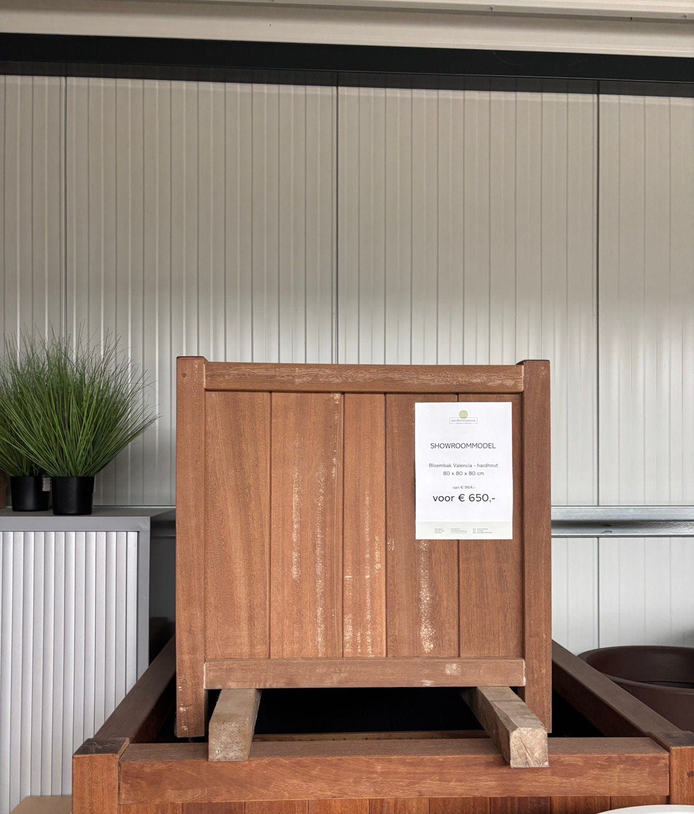 Hardhouten bloembak Valencia, Ophalen, Adezz Uden, Vierkant, Nieuw