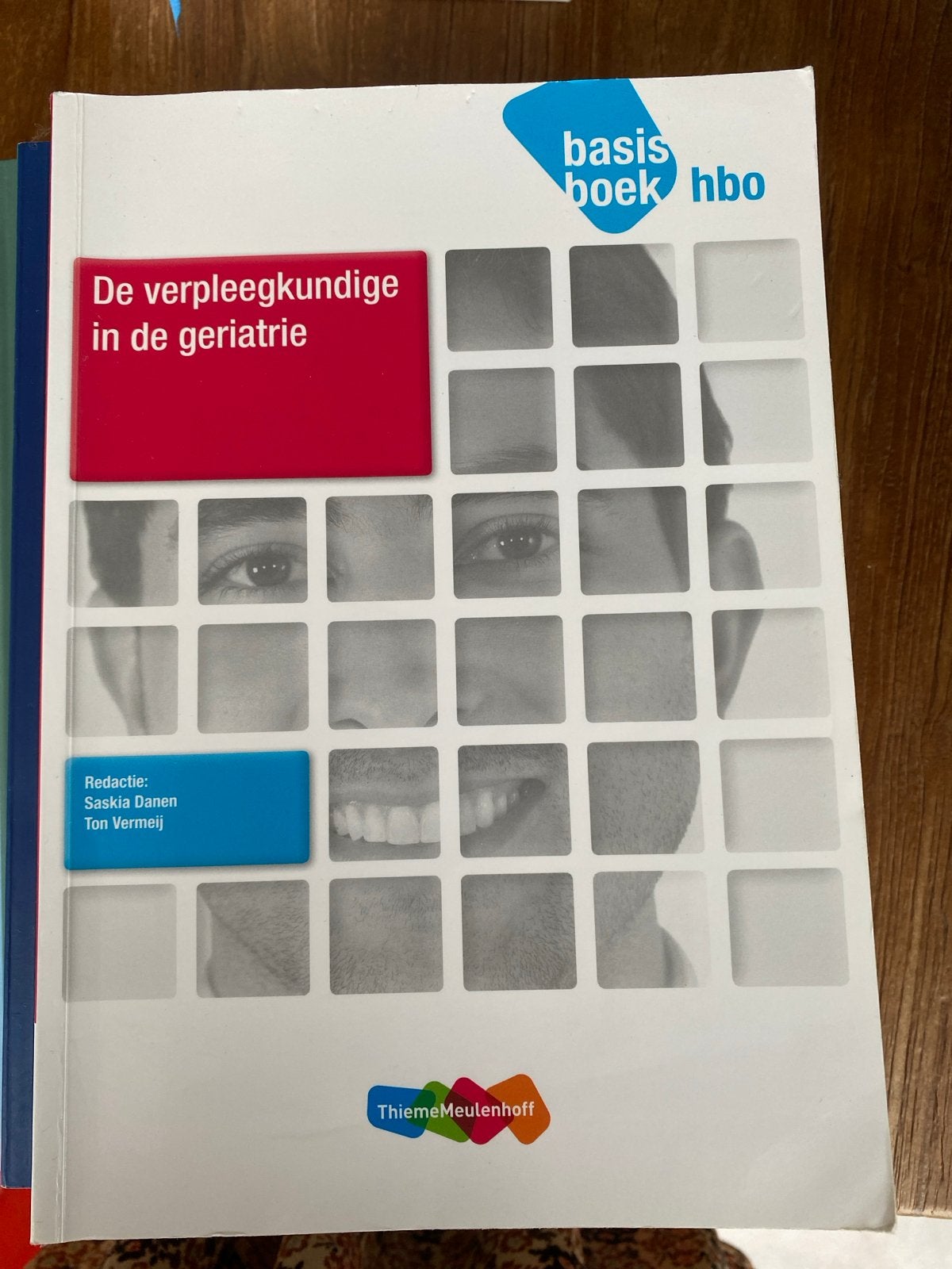 De verpleegkundige in de geriatrie - basisboek hbo, Boeken, Studieboeken en Cursussen, Ophalen of Verzenden, Gamma, Zo goed als nieuw