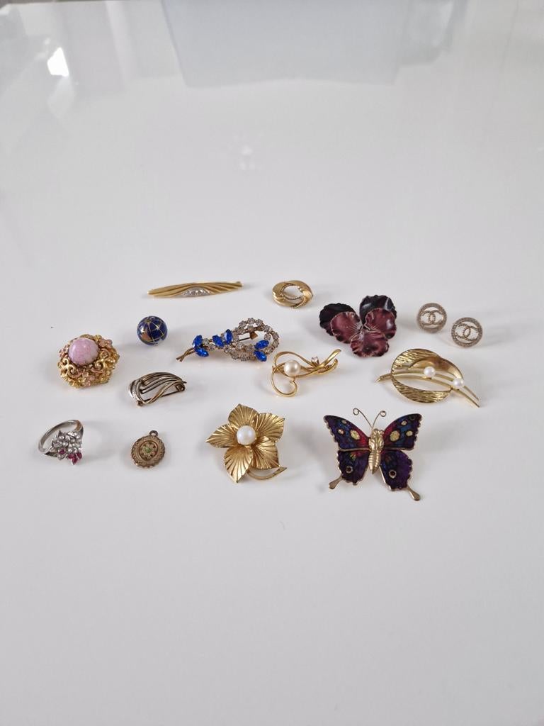 Antieke broche, ring en oorbellen van K&L, Sieraden, Tassen en Uiterlijk, Antieke sieraden, Ophalen of Verzenden, Overige materialen