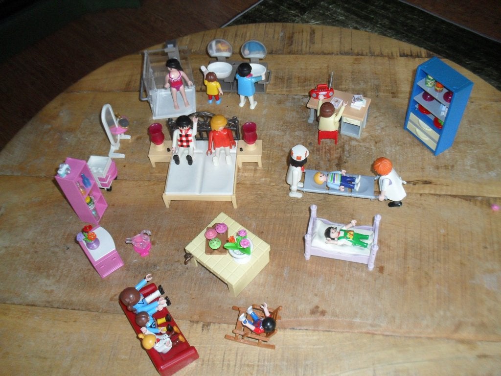 Playmobil weer thuis uit het ziekenhuis setje no 41, Ophalen of Verzenden, Zo goed als nieuw