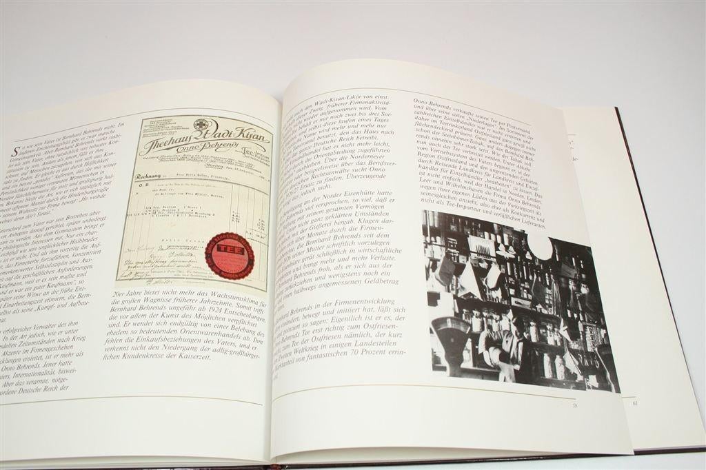Onno Behrends Thee — Geschiedenis Oost-Fries Theehuis [DE], Ophalen of Verzenden, Gelezen, Europa