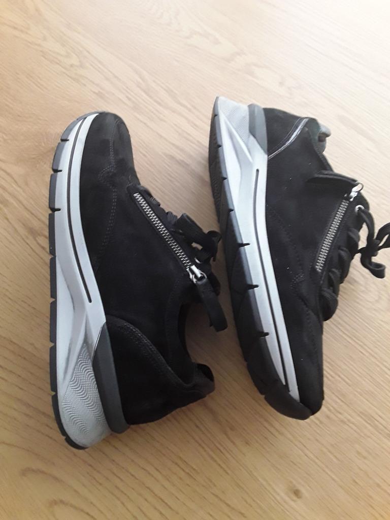 Gebruikt gabor schoenen m 39 zwart met ritssluiting 25 euro, Zwart, Gabor, Ophalen of Verzenden, Sneakers of Gympen