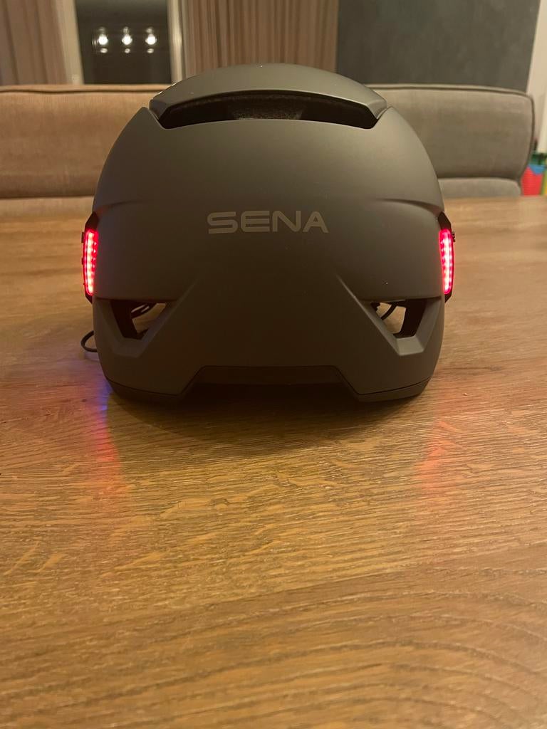 Sena U1 fietshelm - Zo goed als nieuw, Fietsen en Brommers, Fietsaccessoires | Fietshelmen, Zo goed als nieuw, Heer of Dame, L