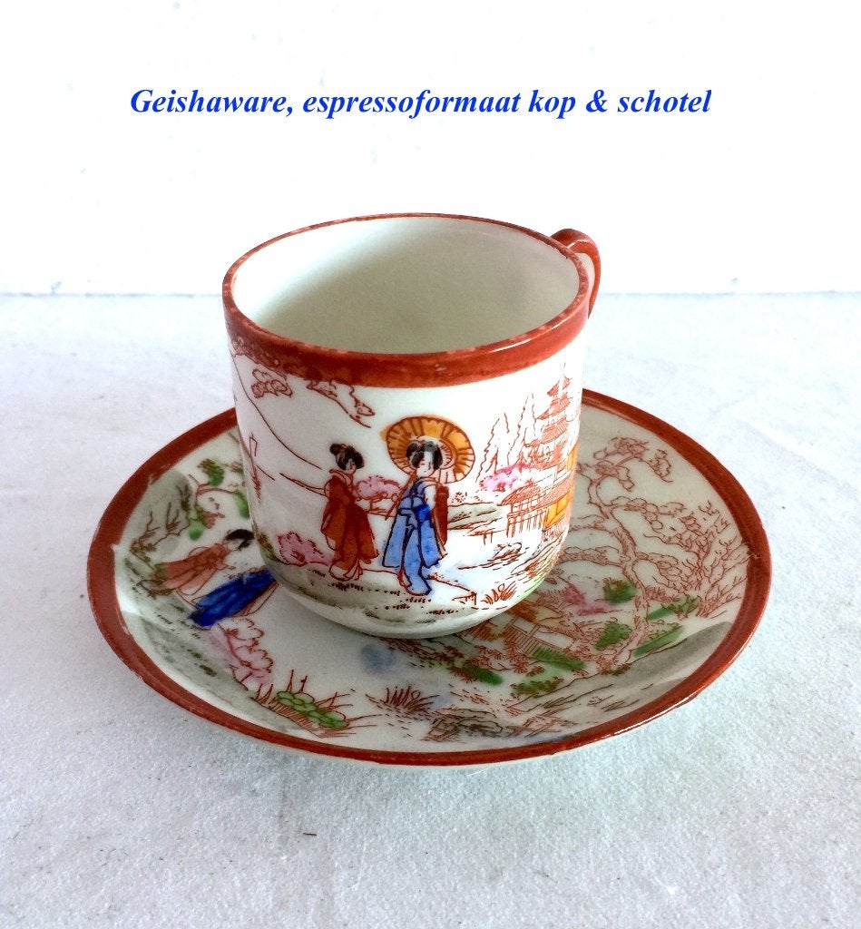Kop en Schotel Geisha met Parasol Japan Oosters servies, Ophalen