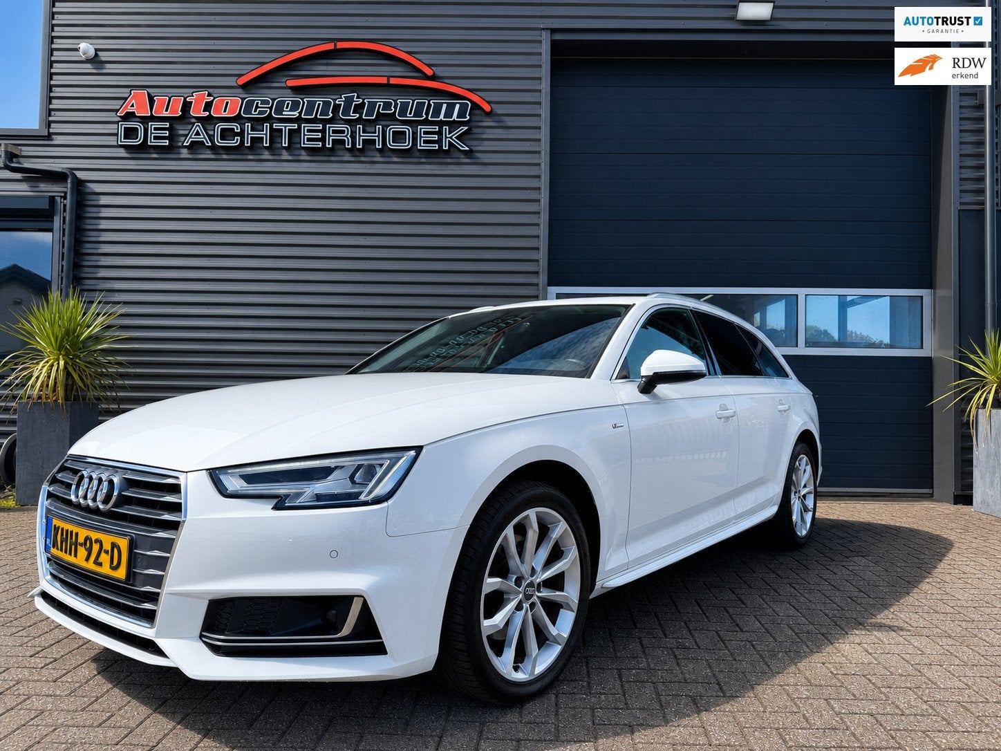 Audi A4 Avant 2.0 TFSI g-tron Design S-line Trekhaak | Adapt, Auto's, Stof, Gebruikt, 4 cilinders, A4