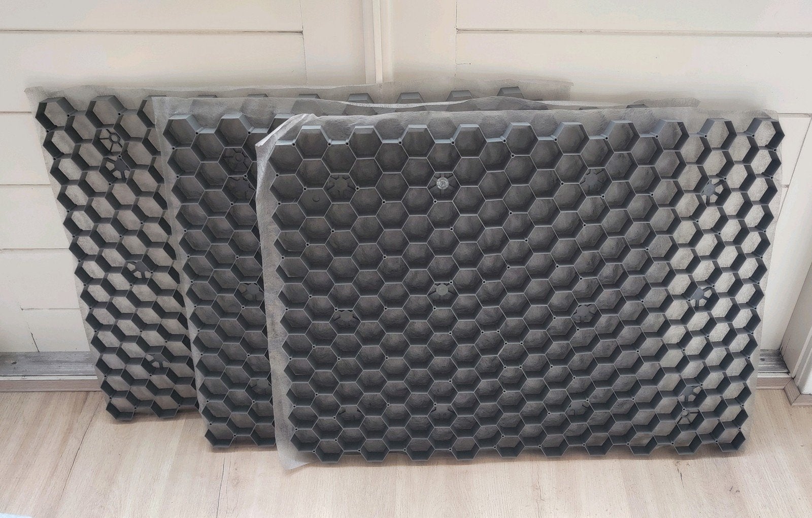 2 x Grindroosters grijs 78,5x58x2,6cm, Ophalen, Nieuw, Split