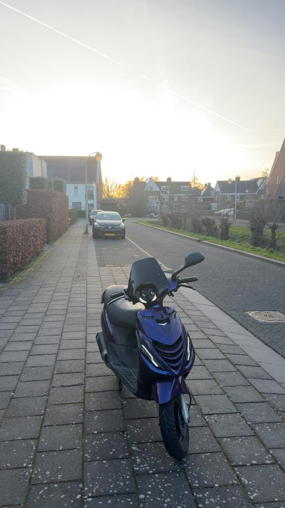 Piaggio Zip 100cc 4t Vol Opties! Zonder wok, Ophalen, Gebruikt, Maximaal 45 km/u, Zip