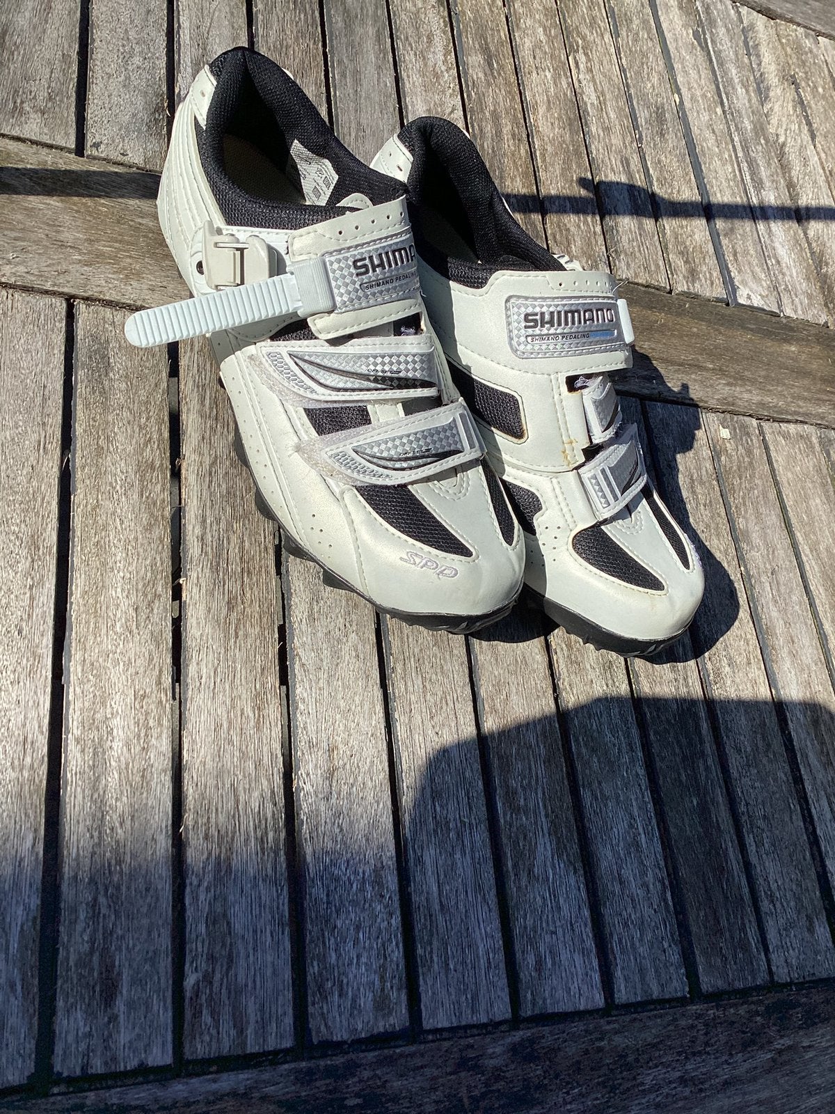 Spinning schoenen Shimano, mt 42, MAAR vallen klein., Ophalen, Zo goed als nieuw