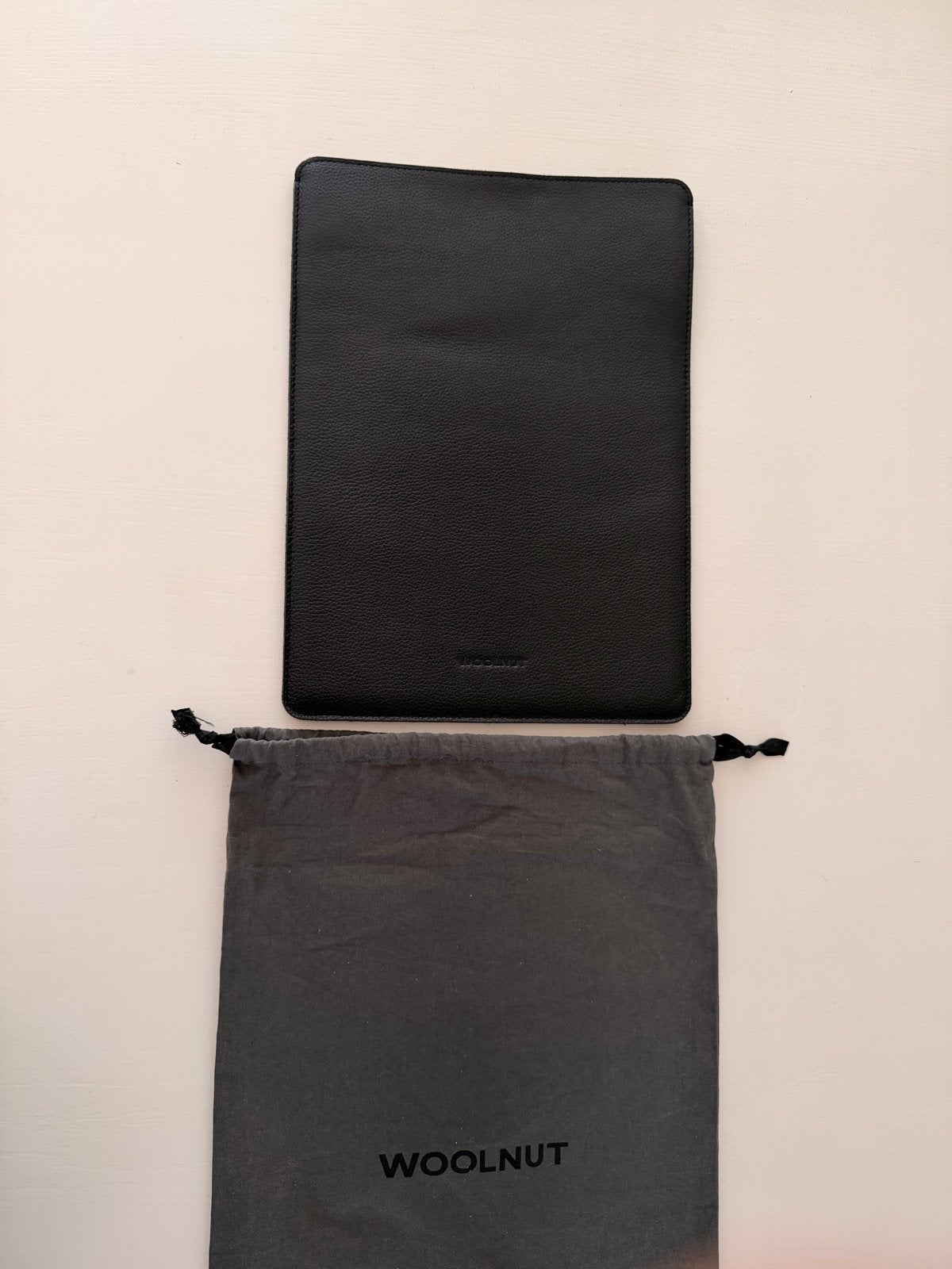 Woolnut Lederen 16 inch MacBook Sleeve - Nieuwstaat, Ophalen of Verzenden, Zo goed als nieuw