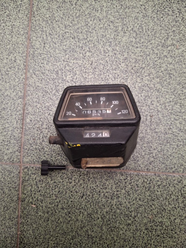 Yamaha it 1982 ? kilometer teller, Motoren, Onderdelen | Oldtimers, Ophalen