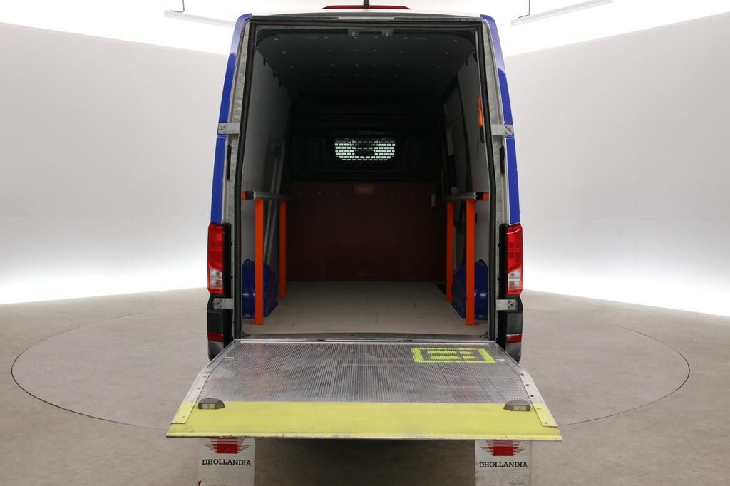 Volkswagen Crafter 2.0 TDI 140PK L3H3 | Laadklep | Airco | C, Auto's, Bestelauto's, Voorwielaandrijving, Stof, Gebruikt, Euro 6