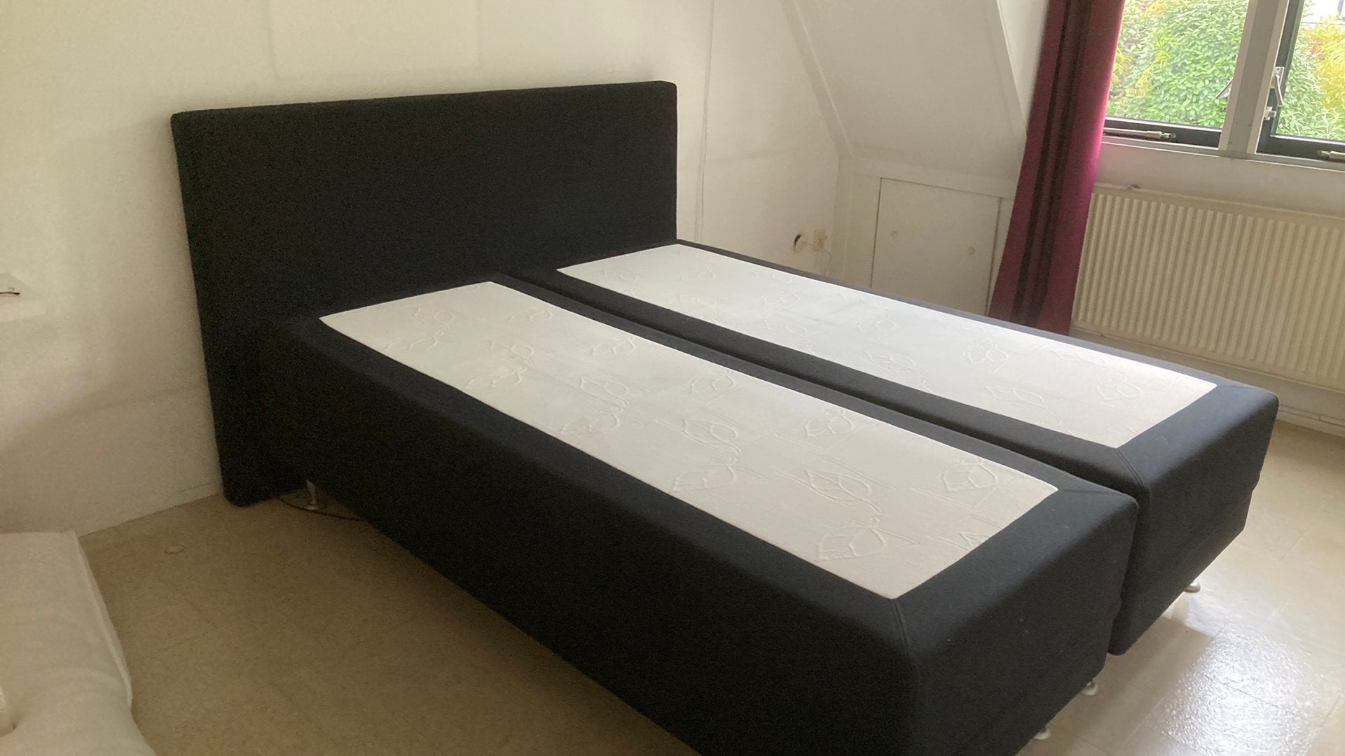 Swiss Sense bed, Ophalen, Tweepersoons, Zo goed als nieuw, Stof