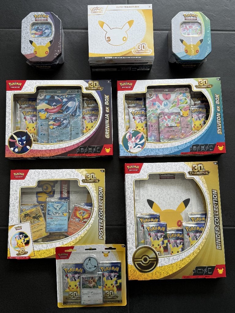 Pokémon TCG 30th Celebration unieke verzameling COMPLEET, Ophalen, Nieuw, Boosterbox, Foil