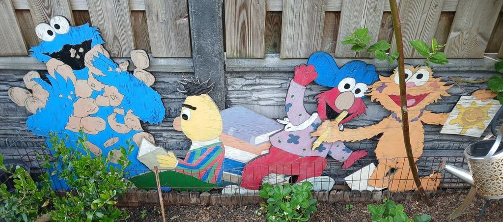 5 houten sesamstraat figuren. Voor binnen of buiten., Ophalen