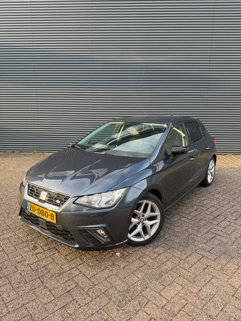 Seat Ibiza 1.0 TSI FR business intense, Voorwielaandrijving, 40 €/maand, 95 pk, Ibiza