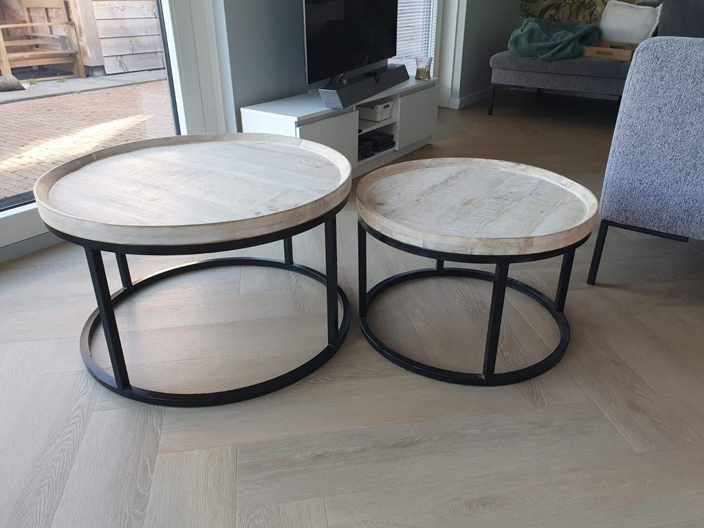 Set van 2 ronde salontafels, Ophalen, Gebruikt, Rond, Overige houtsoorten