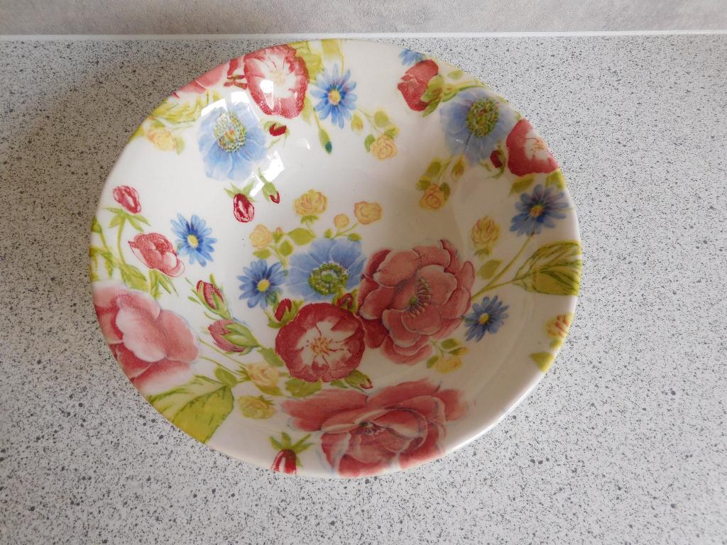 Schaal 15 cm. Wilde Bloemen Claytan Malaysia, Ophalen of Verzenden