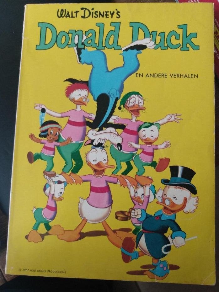 Stripboek van Disney met allerlei verhalen 1967, Eén stripboek, Ophalen of Verzenden, Zo goed als nieuw