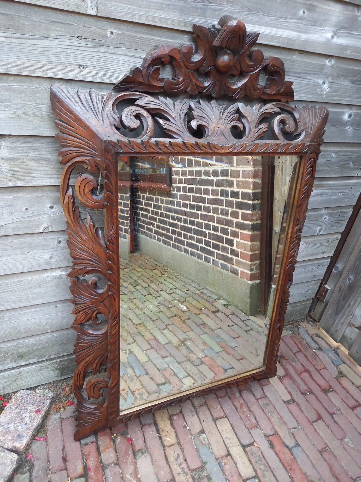 Antieke spiegel 80x130cm met sierlijk houtsnijwerk, Ophalen, Rechthoekig, 50 tot 100 cm, 100 tot 150 cm