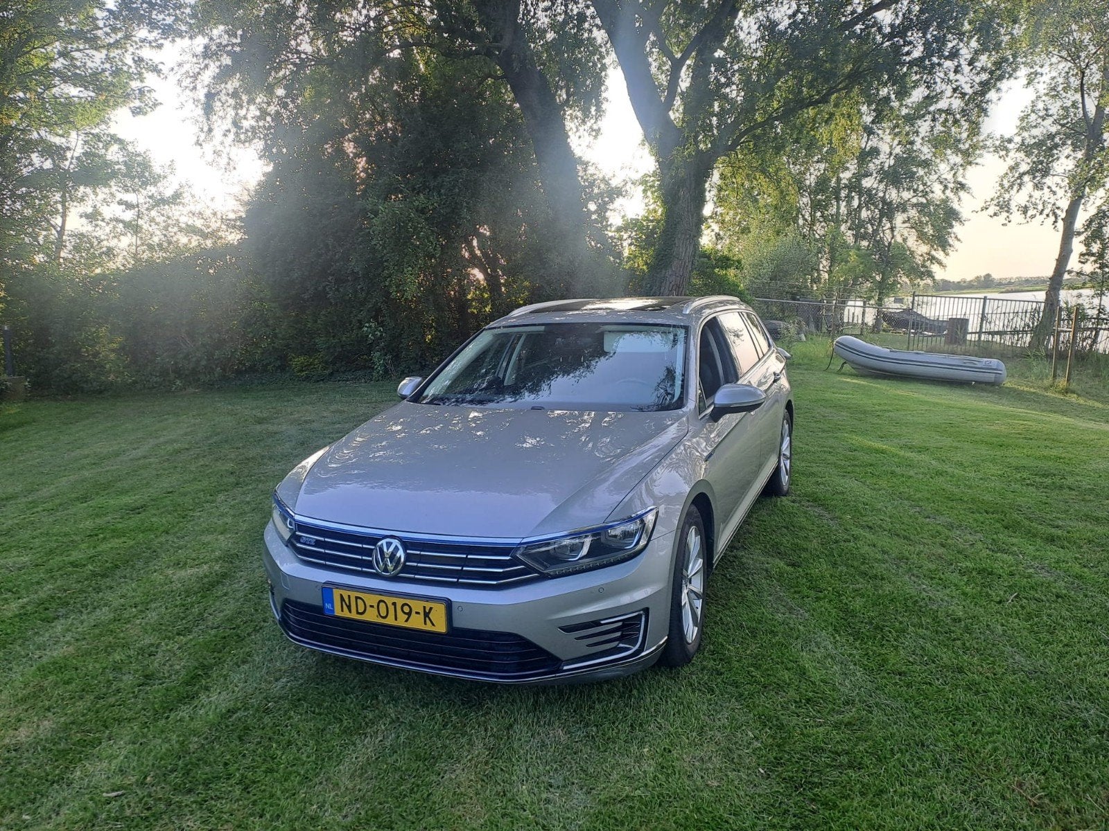 Volkswagen Passat 1.4 TSI 160KW GTE Phev VAR Dsg6 2016 Grijs, Auto's, 156 pk, 1600 kg, 93 €/maand, Zilver of Grijs