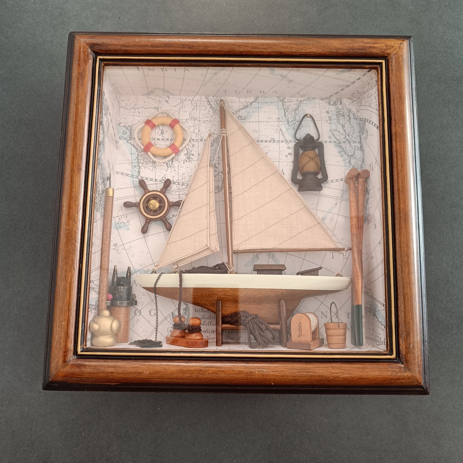 Zeilboot diorama - maritieme decoratie., Ophalen of Verzenden, Gebruikt, Overige typen