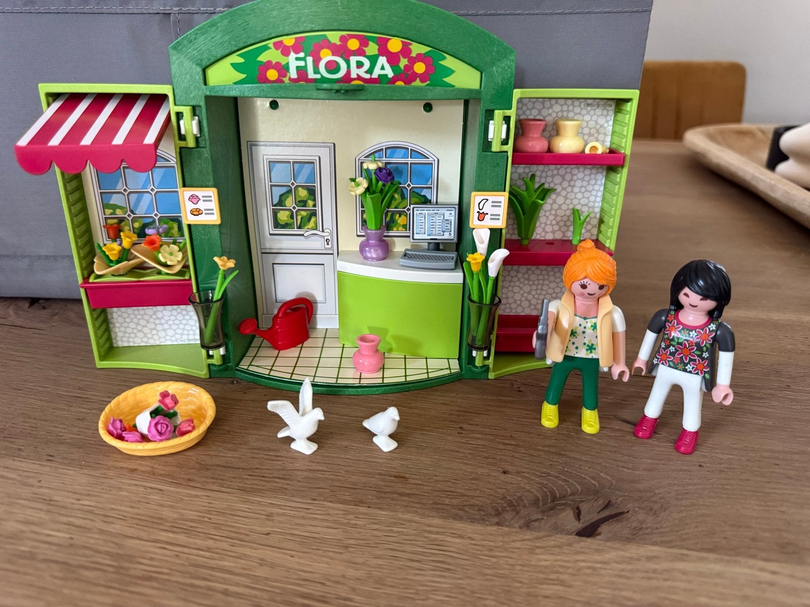 Playmobil Bloemenwinkel Flora met figuren en accessoires, Gebruikt, Gebouw, Complete set, Ophalen of Verzenden