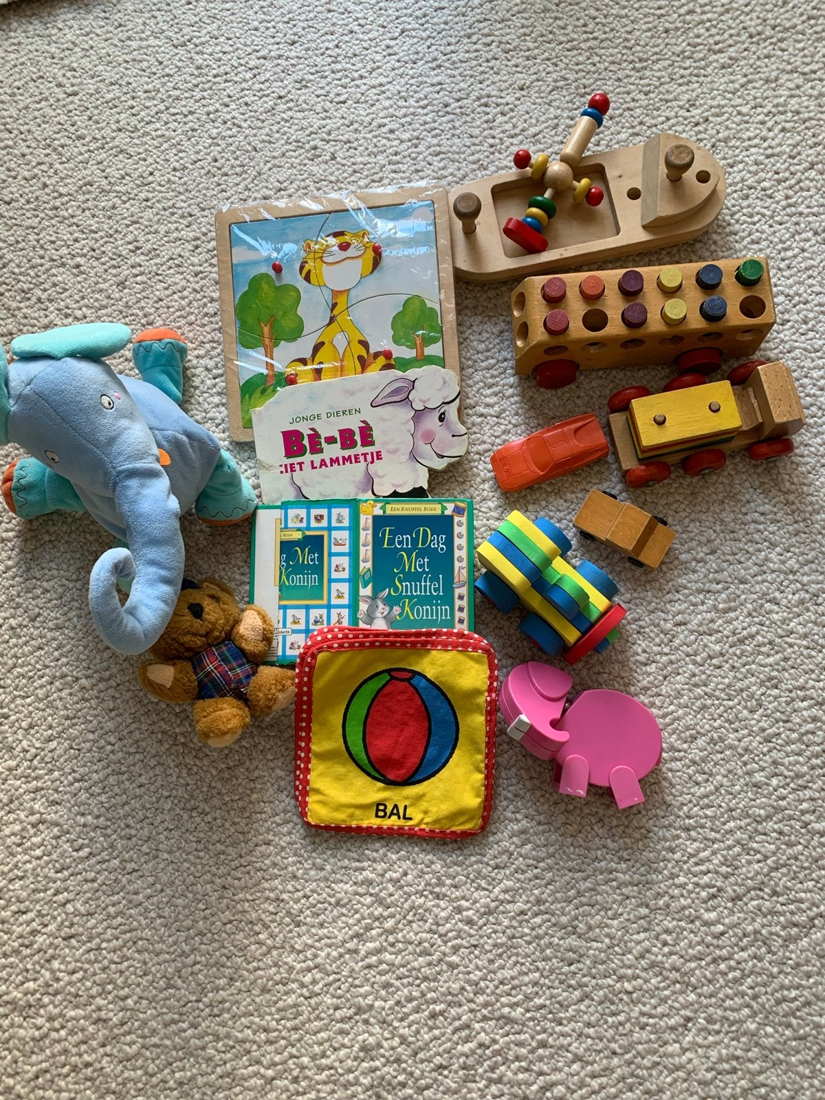 Diverse speelgoed: hout, knuffels, boeken en meer no3, Ophalen, Overige typen, Met wieltjes