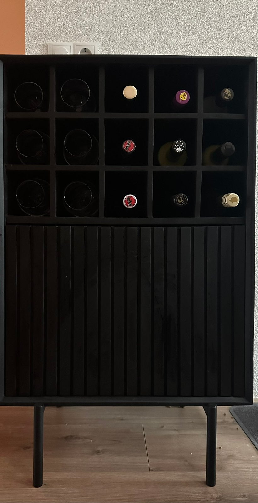 Zwarte drank kast, Ophalen, 50 tot 100 cm, Zo goed als nieuw, Minder dan 100 cm