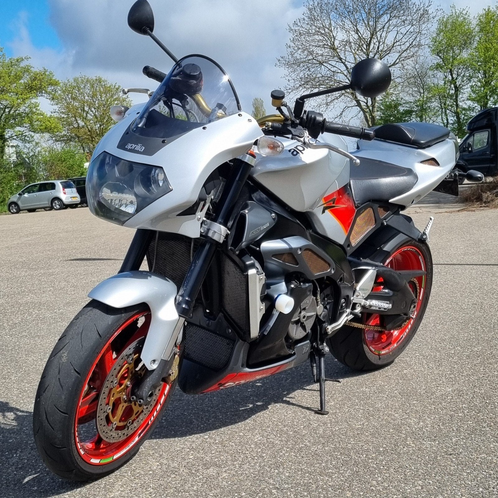Aprilia Tuono Rsv 1000 Origineel, 2 cilinders, Occasion, Motorrijbewijs A, Particulier