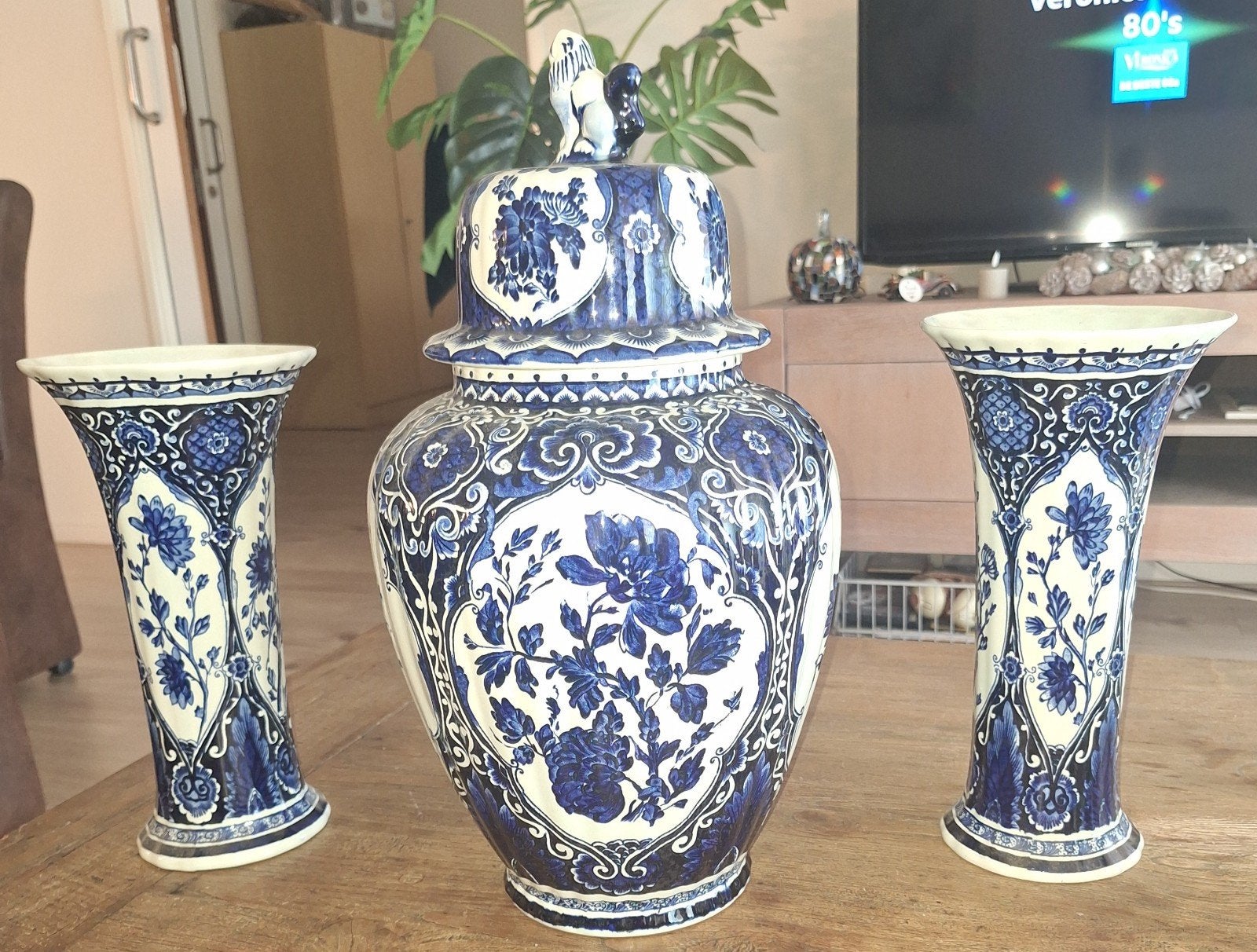 Prachtige Delfts Blauwe Vazen Set - Sierlijk en Klassiek, Antiek en Kunst, Ophalen