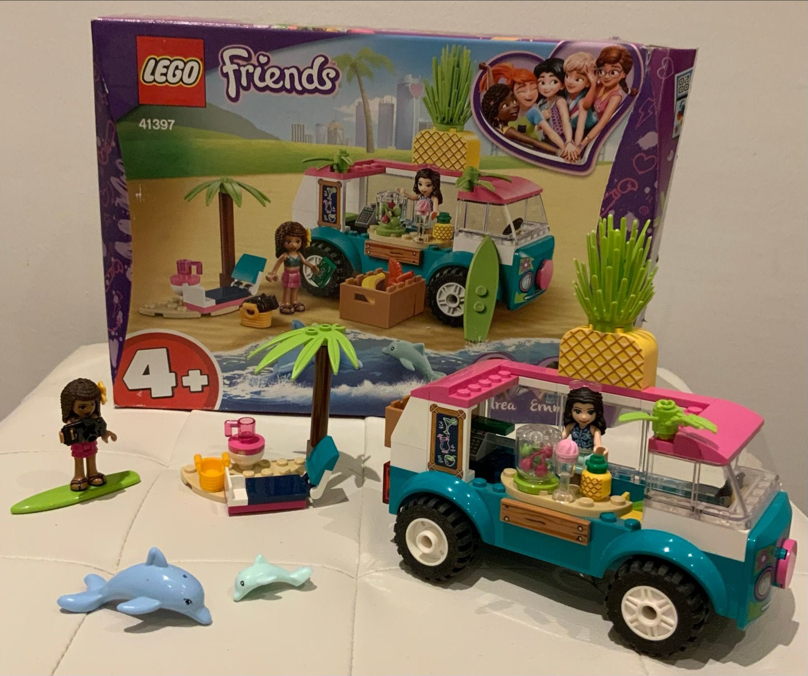 Foto 2 van LEGO Friends 41397 Sapbar op wielen