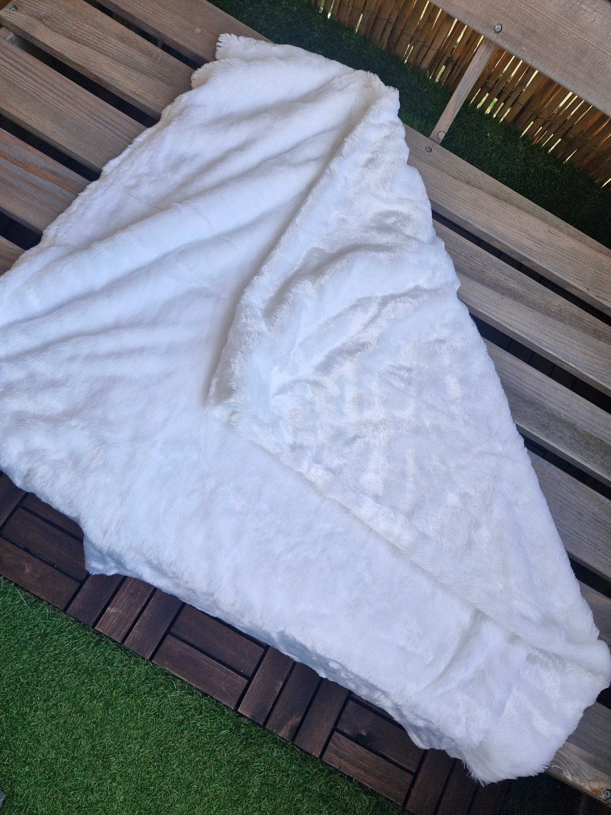Imitatie bont wit 150x150, 120 cm of meer, Wit, Nieuw, Ophalen of Verzenden