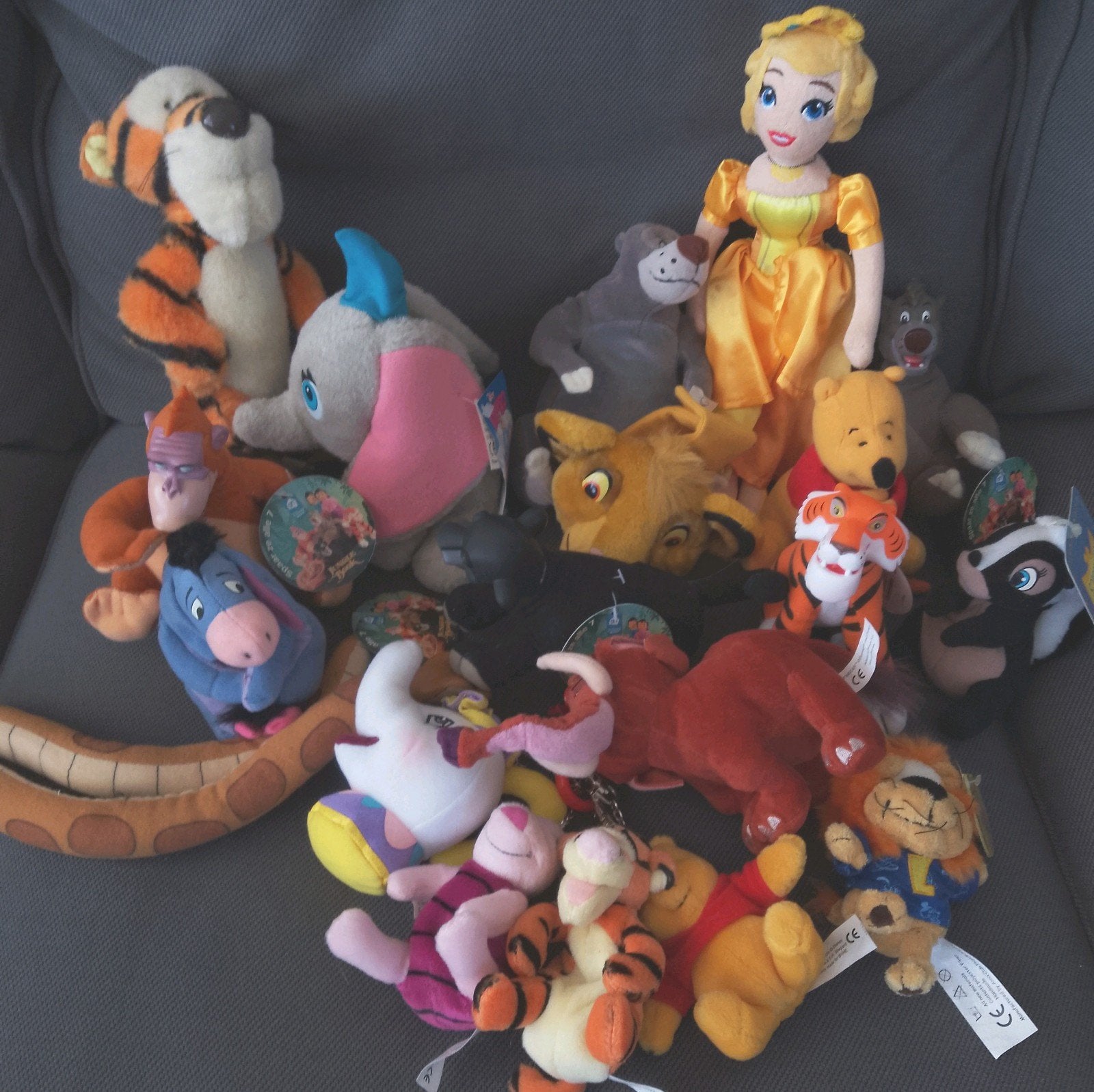 19 Disney knuffels , waaronder 5 sleutel hangers rugtas, Verzamelen, Disney, Verzenden, Overige figuren, Gebruikt, Knuffel