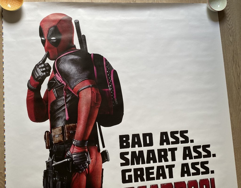 Bioscoop Poster - Bad Ass. Smart Ass. Great Ass. Deadpool, Deurposter of groter, Ophalen of Verzenden, Film en Tv, Rechthoekig Staand