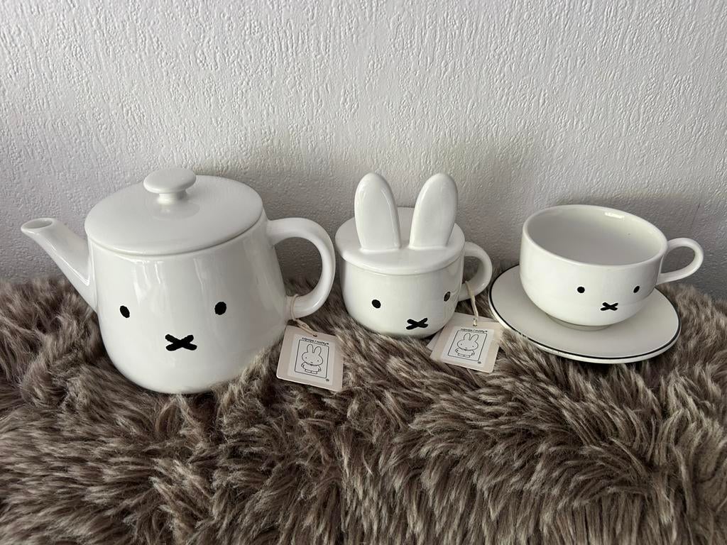 Nijntje servies, Ophalen of Verzenden, Overige stijlen, Kop(pen) en/of Schotel(s)