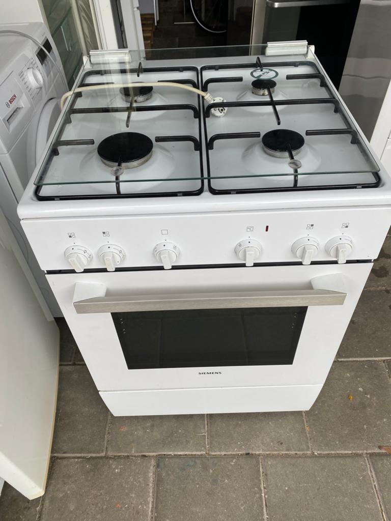 Supermooi gasfornuis van Siemens, Witgoed en Apparatuur, Fornuizen, Zo goed als nieuw, Gas, 85 tot 90 cm, 4 kookzones