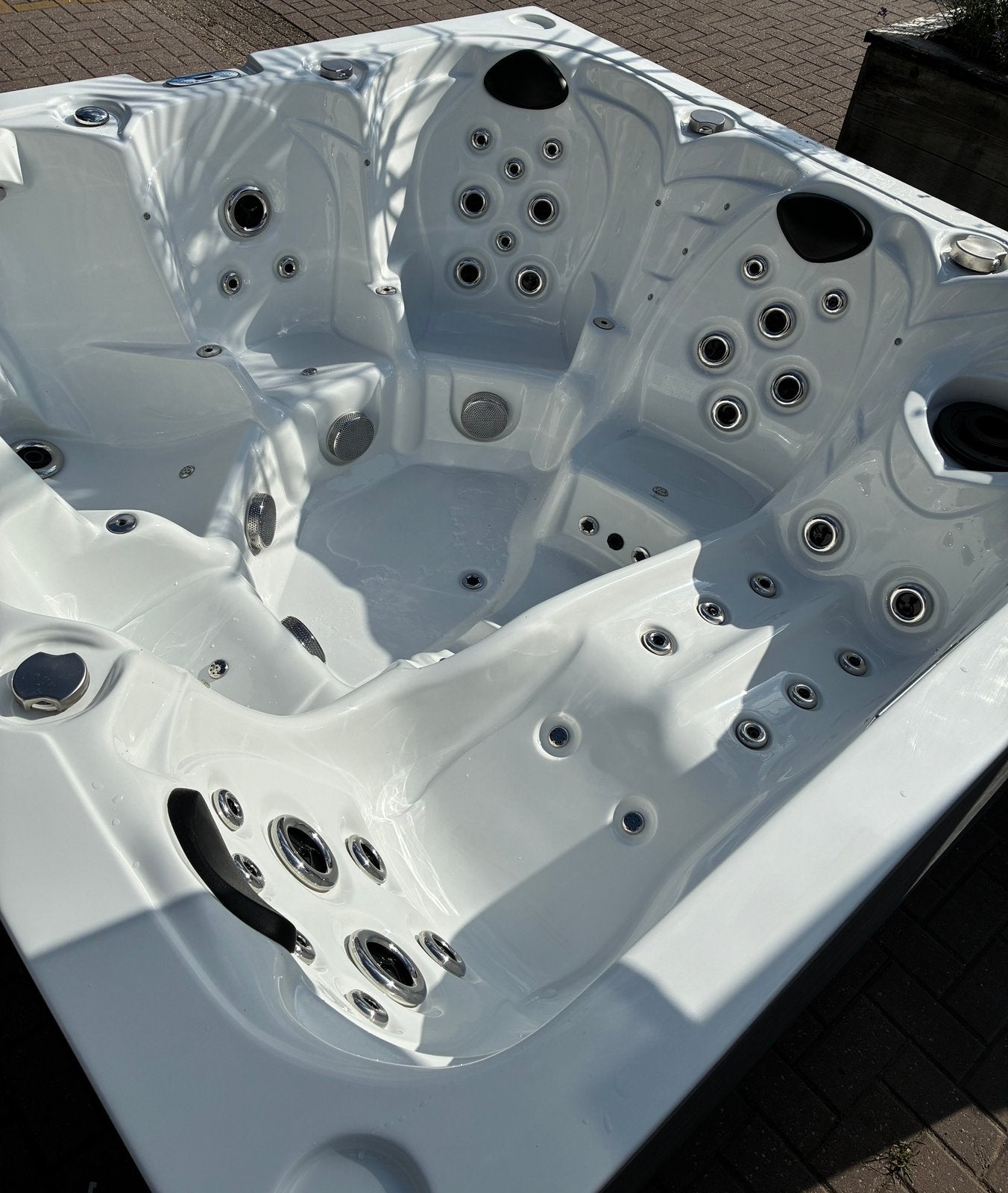 Comfortabele 6 pers. Infinitas Spa incl Plaatsing & Garantie, Ophalen, Zo goed als nieuw, Filter