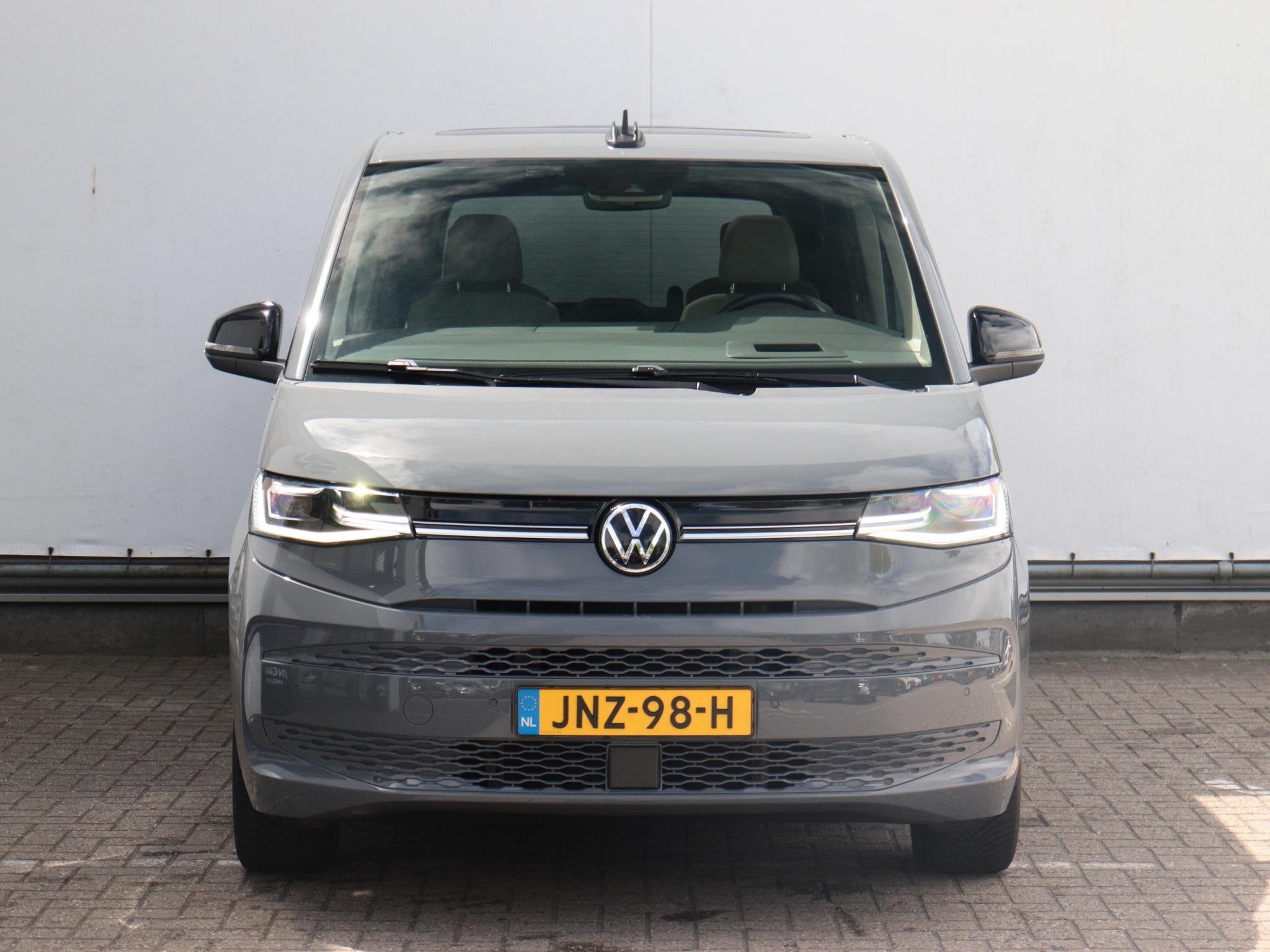 Volkswagen Multivan 1.4 eHybrid L2H1 Style | Trekhaak | Pano, Stof, Gebruikt, Euro 6, Automatische klimaatregeling
