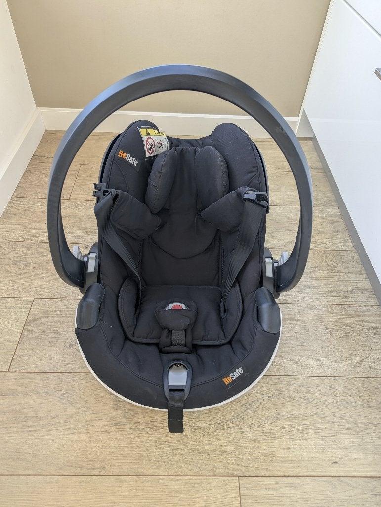 BeSafe iZi Go Modular autostoeltje (Black Cab), Autogordel of Isofix, Gebruikt, 0 t/m 13 kg, Ophalen