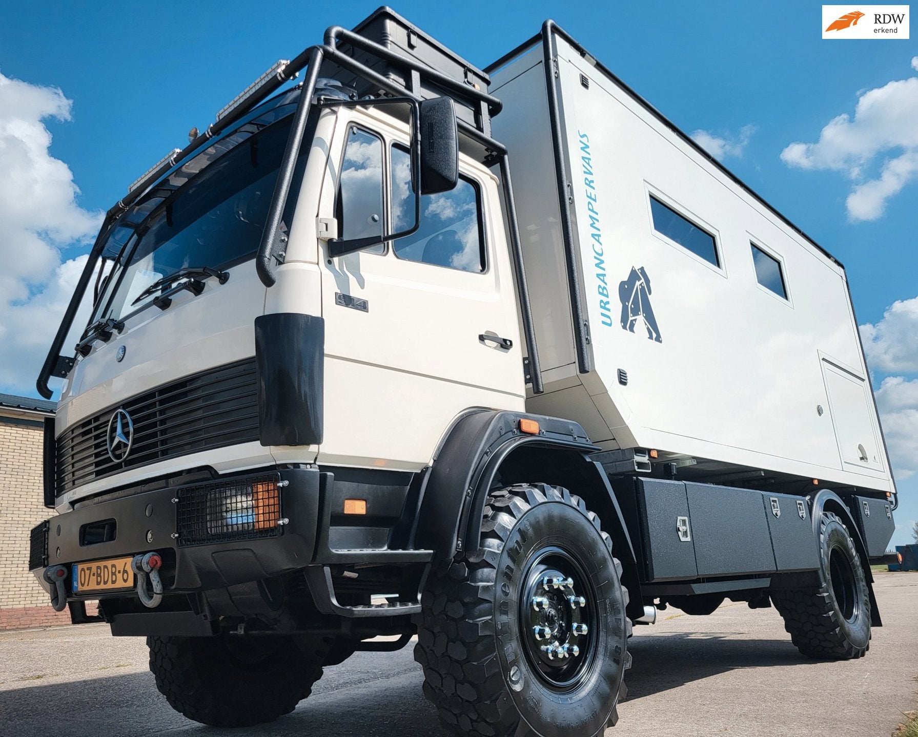 Mercedes-Benz 921 4X4 EXPEDITIETRUCK VRACHTWAGEN KENTEKEN! H, Spanbroekerweg 40a
1715gp  spanbroek, NL, Info@avontuurcamper.nl