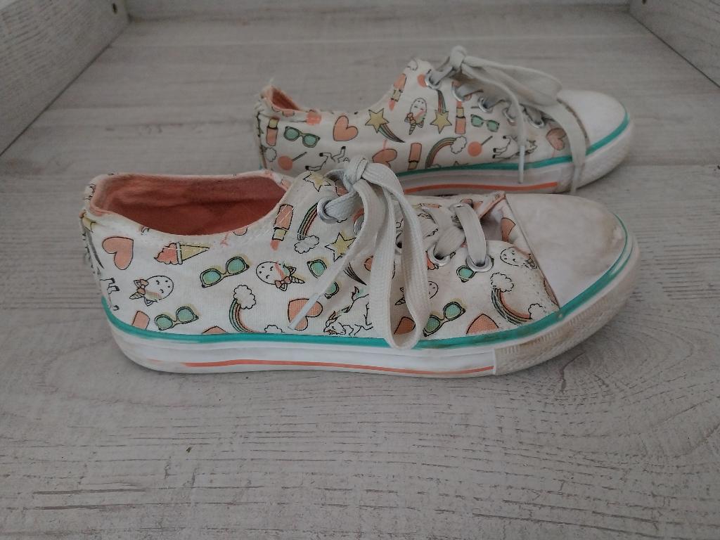 Leuke veter schoenen gympies maat 33, Gebruikt, Meisje, Schoenen, Ophalen of Verzenden